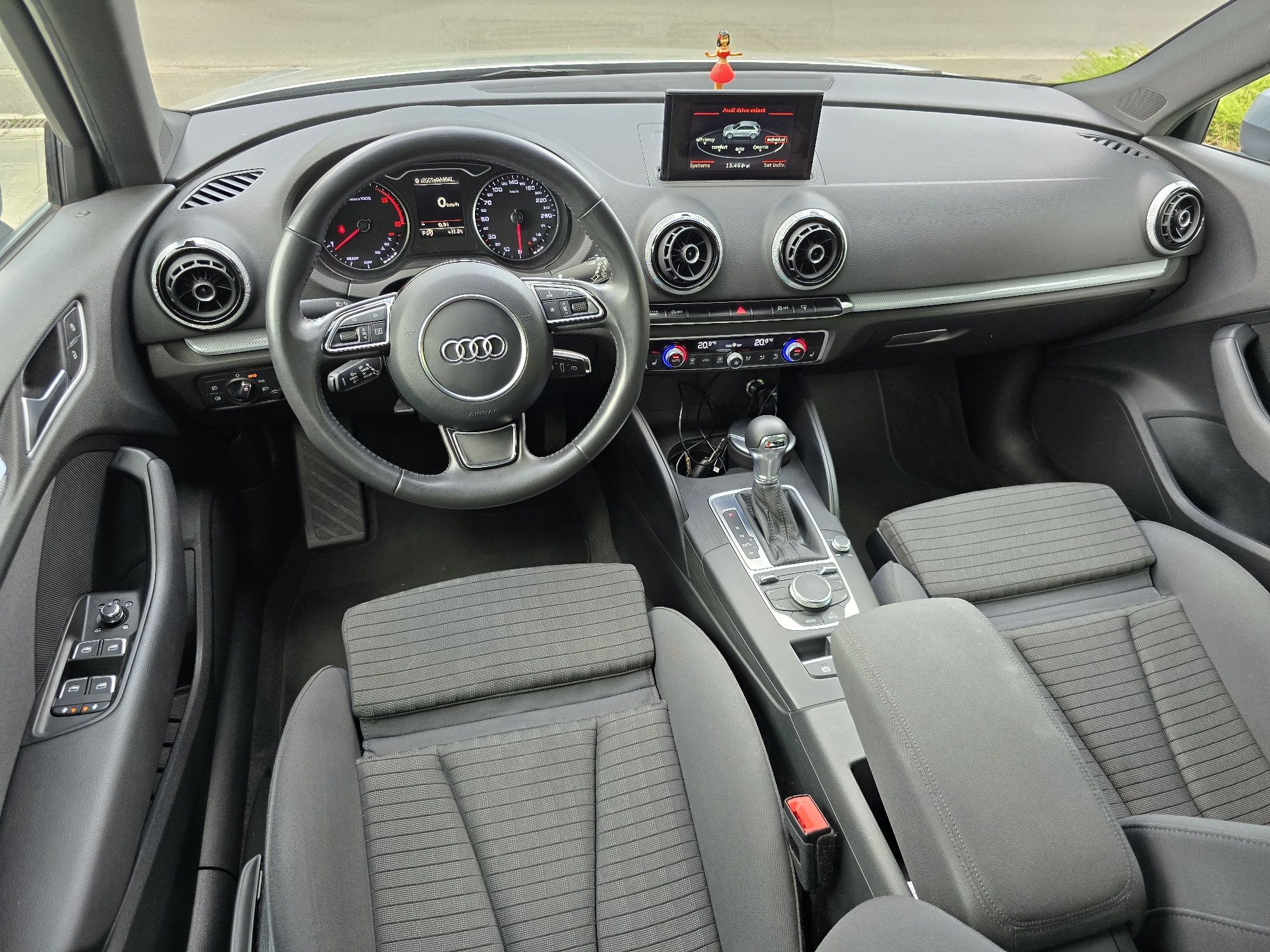Audi A3 Sportback 37.000 KM 1.6TDi 110 CP Automat S-Tronic
