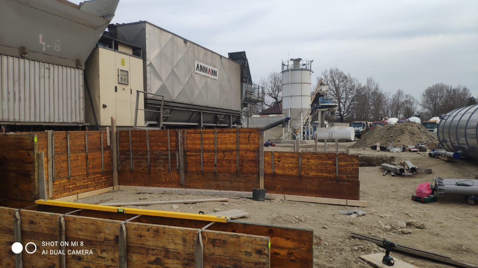 Sc vitranu inchiriaza schela metalica, popi metal tip doka.