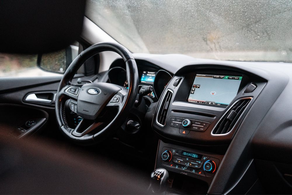 Închirieri auto ieftine și flexibile - RapidRent